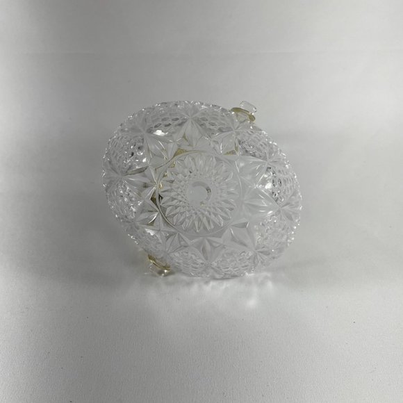 Mikasa Scalloped Edge Pressed Glass Basket With Removable Gold Tone Metal Handle - Picture 4 of 4